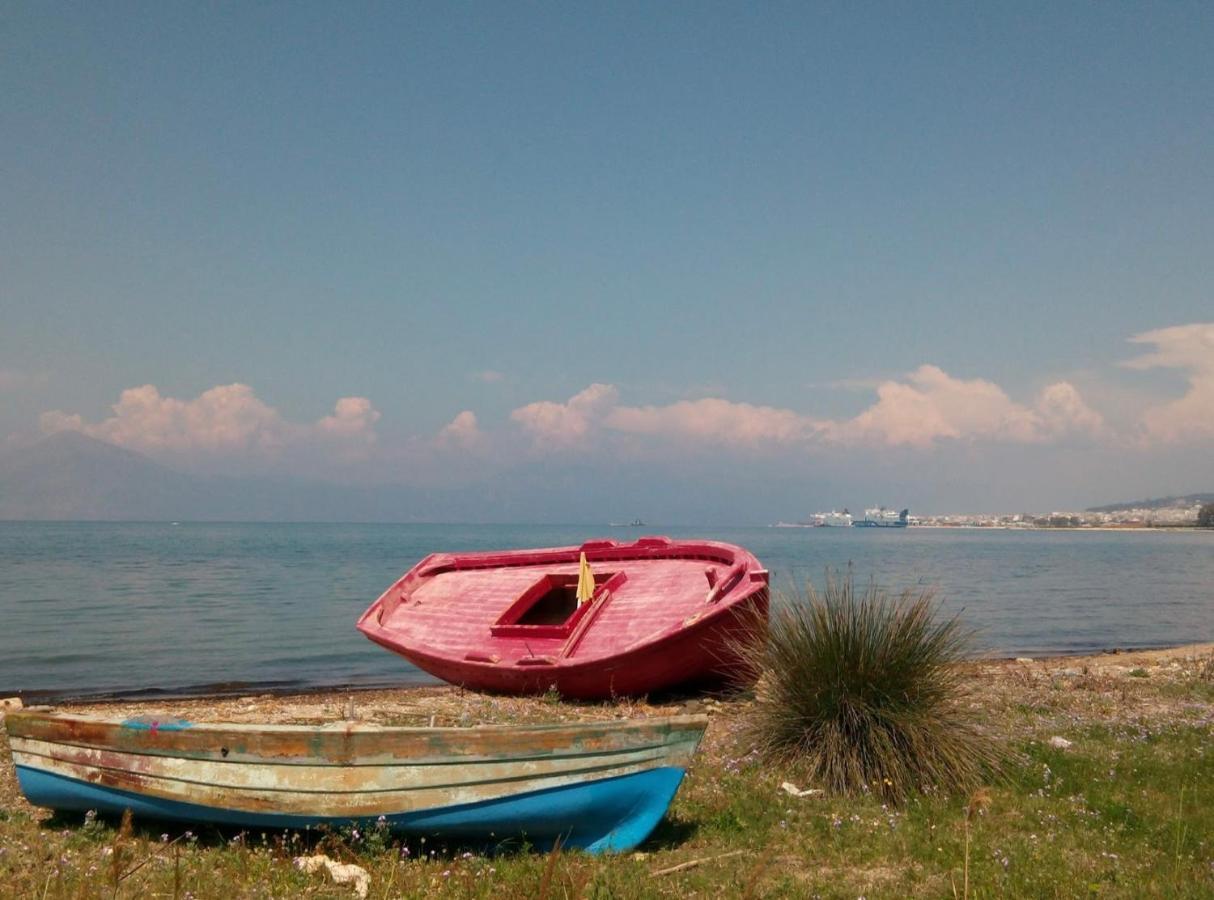 Patras White Castle公寓 外观 照片